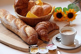 BREAK fast